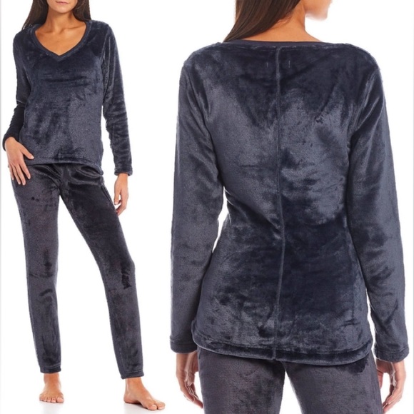 UGG Top Daisy Fleece  V-Neck Long Sleeve Lounge Top- Brand New With Tags - Picture 2 of 11